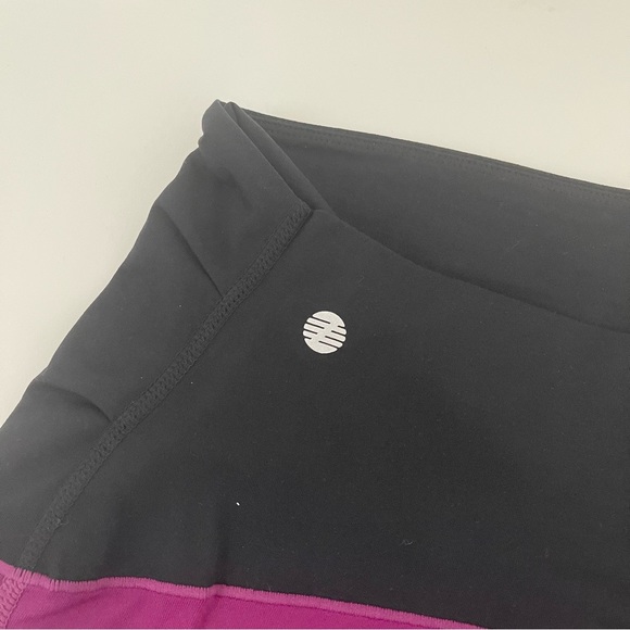 Z by Zella Daily Booty Flare Maternity Leggings In Purple Caspia Color- Reemoly - Picture 6 of 16